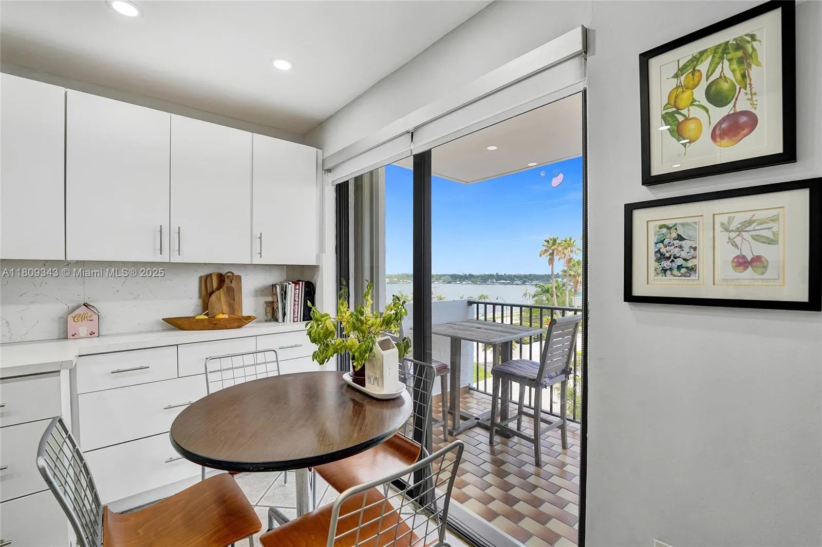 1201 S Ocean Dr 609s, Hollywood, Florida 33019, Hollywood, Florida 33019, 1 Bedroom Bedrooms, ,1 BathroomBathrooms,Residential,For Sale,1201 S Ocean Dr 609s, Hollywood, Florida 33019,A11809343