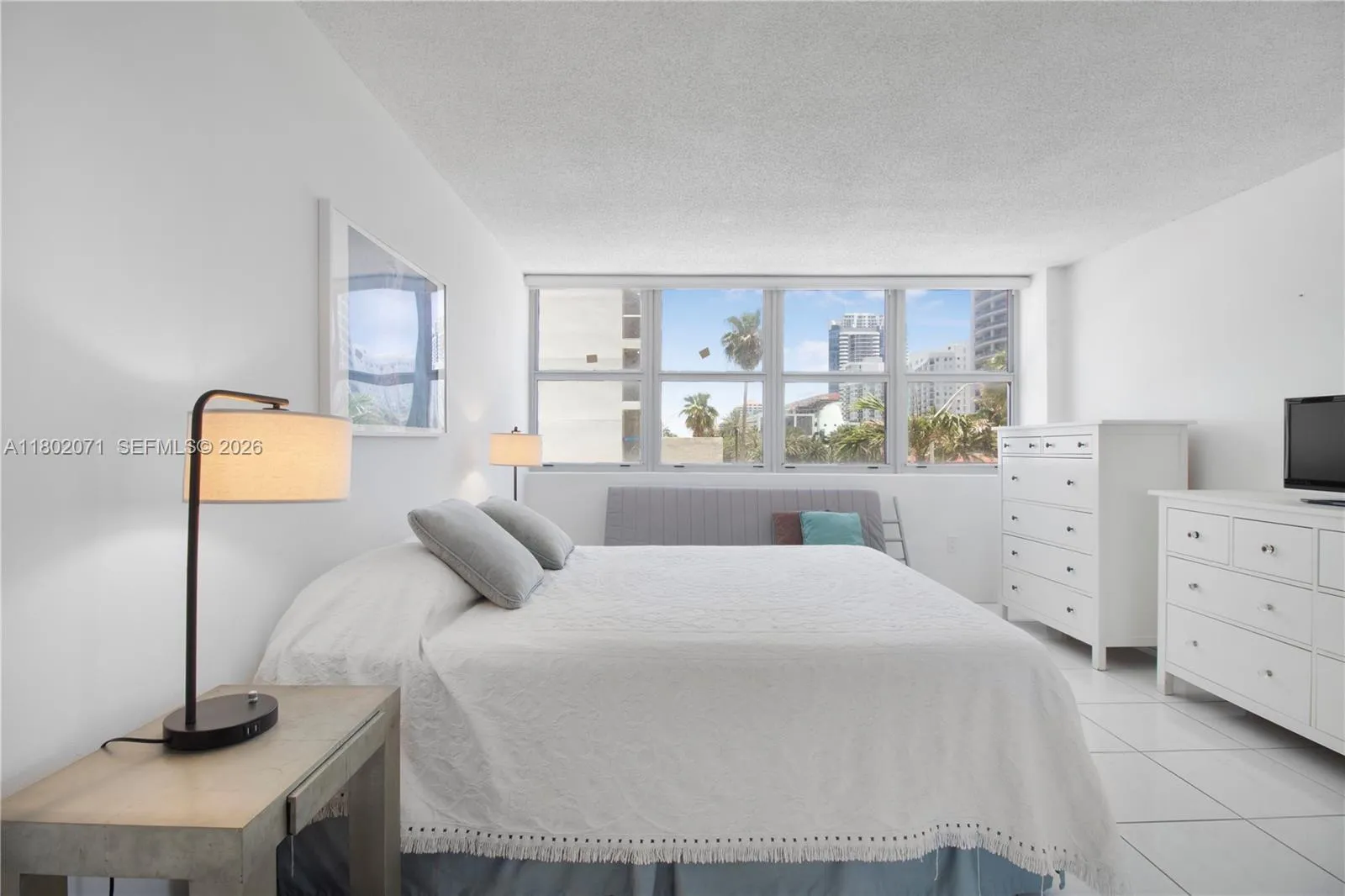 5838 Collins Ave 2h, Miami Beach, Florida 33140, Miami Beach, Florida 33140, 1 Bedroom Bedrooms, ,1 BathroomBathrooms,Residential,For Sale,5838 Collins Ave 2h, Miami Beach, Florida 33140,A11802071
