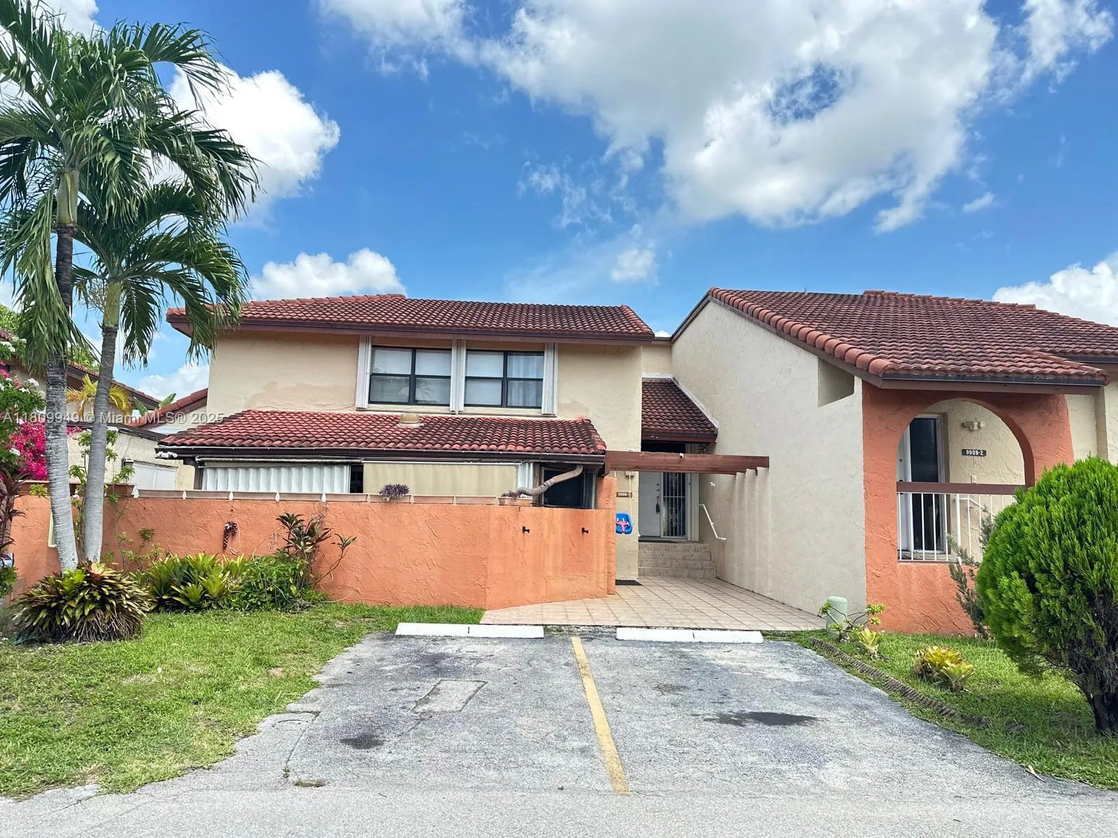 9999 Nw 9th St Cir 1-11, Miami, Florida 33172, Miami, Florida 33172, 3 Bedrooms Bedrooms, ,2 BathroomsBathrooms,Residential,For Sale,9999 Nw 9th St Cir 1-11, Miami, Florida 33172,A11809949