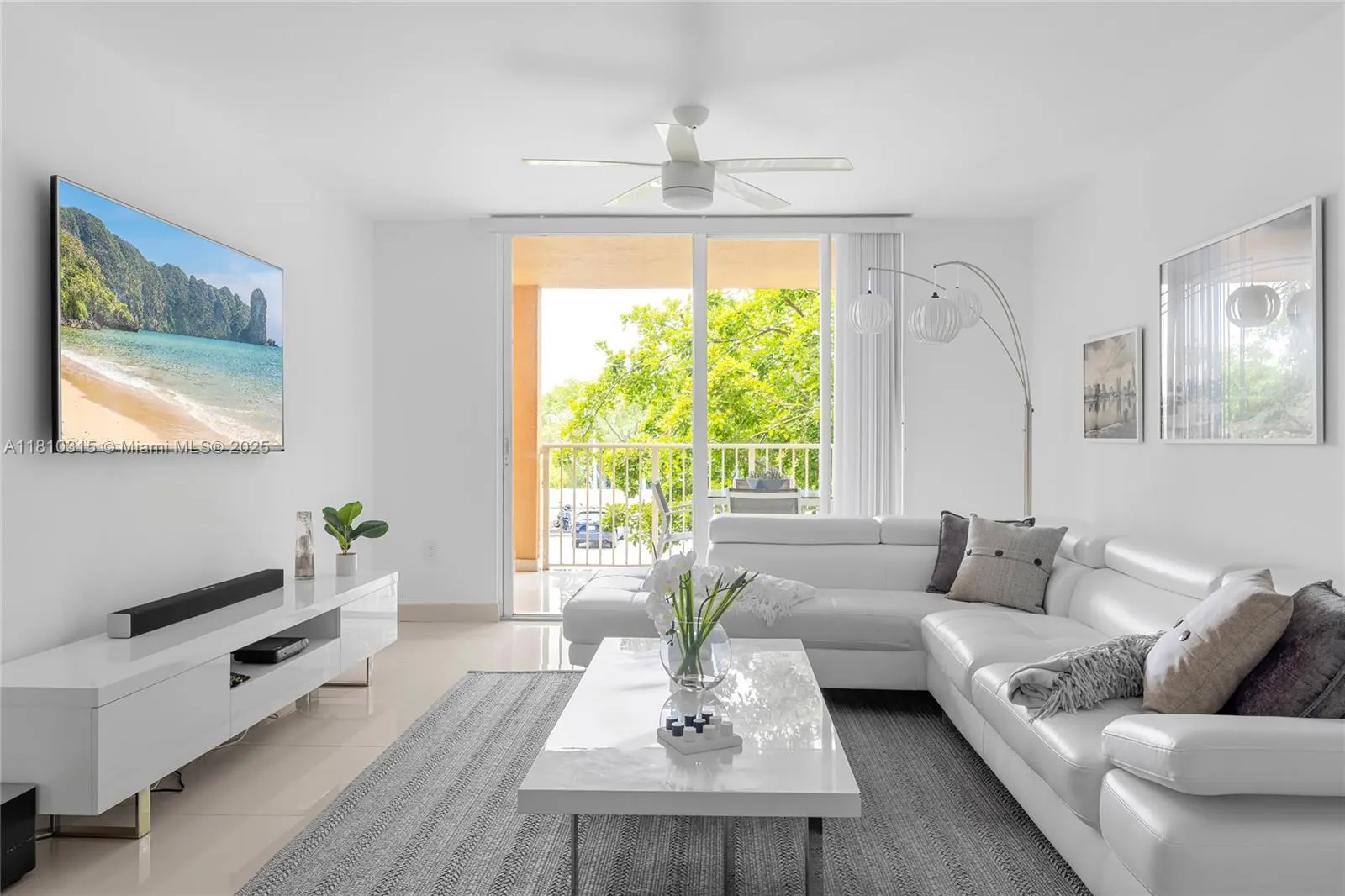 Aventura, Florida 33180, 2 Bedrooms Bedrooms, ,2 BathroomsBathrooms,Residential Lease,For Rent,A11810315 Aventura, Florida 33180, 2 Bedrooms Bedrooms, ,2 BathroomsBathrooms,Residential Lease,For Rent,A11810315