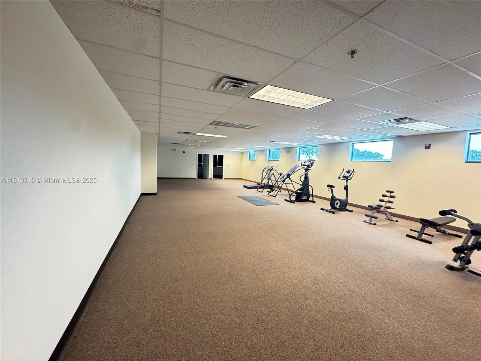 2870 Stirling Rd, Hollywood, Florida 33020, Hollywood, Florida 33020, ,Commercial Lease,For Rent,2870 Stirling Rd, Hollywood, Florida 33020,A11810349