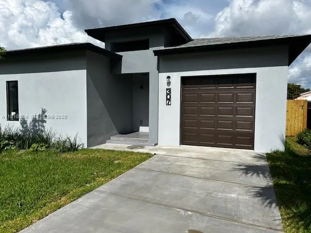 307 Nw 28th Ave, Fort Lauderdale, Florida 33311, Fort Lauderdale, Florida 33311, 3 Bedrooms Bedrooms, ,2 BathroomsBathrooms,Residential,For Sale,307 Nw 28th Ave, Fort Lauderdale, Florida 33311,A11810898