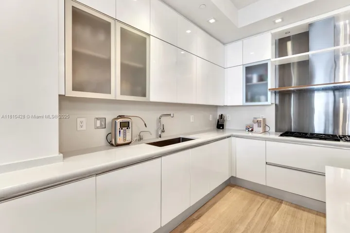 at 9701 Collins Ave, Bal Harbour, FL 33154 Unit For Sale 4 Bedrooms 5 Bathrooms MLS# A11810428 Price $15,900,000 3556
