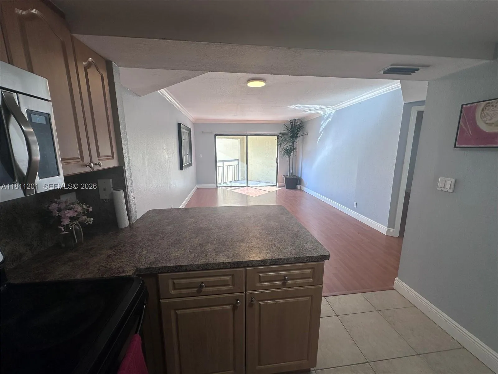 8290 Lake Dr 502, Doral, Florida 33166, Doral, Florida 33166, 1 Bedroom Bedrooms, ,1 BathroomBathrooms,Residential,For Sale,8290 Lake Dr 502, Doral, Florida 33166,A11811201