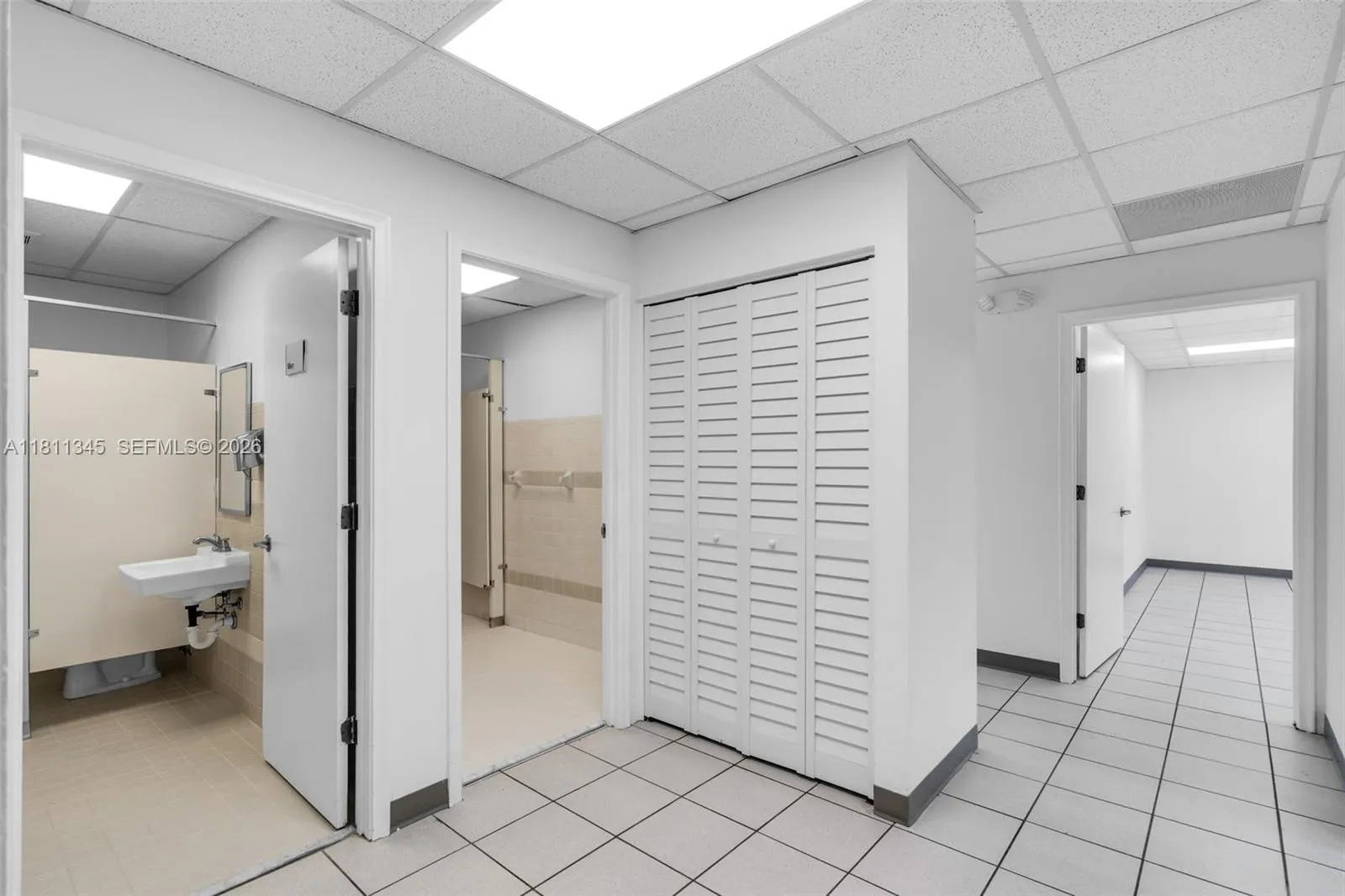 3541 Nw 53rd St, Fort Lauderdale, Florida 33309, Fort Lauderdale, Florida 33309, ,Commercial Lease,For Rent,3541 Nw 53rd St, Fort Lauderdale, Florida 33309,A11811345