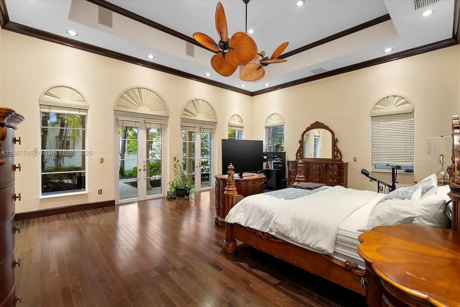 18451 Sw 158th St, Miami, Florida 33187, Miami, Florida 33187, 6 Bedrooms Bedrooms, ,8 BathroomsBathrooms,Residential,For Sale,18451 Sw 158th St, Miami, Florida 33187,A11807595