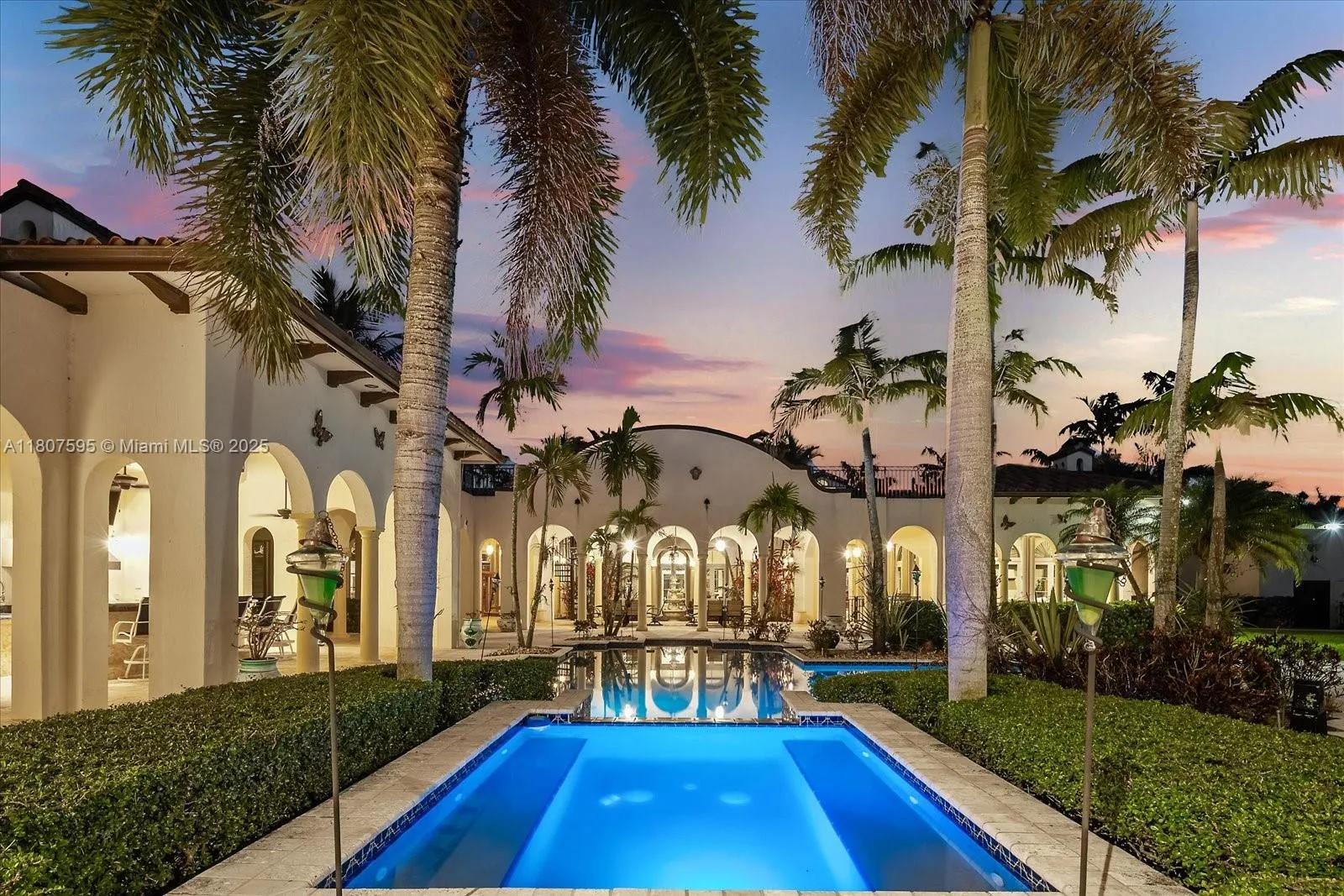 18451 Sw 158th St, Miami, Florida 33187, Miami, Florida 33187, 6 Bedrooms Bedrooms, ,8 BathroomsBathrooms,Residential,For Sale,18451 Sw 158th St, Miami, Florida 33187,A11807595