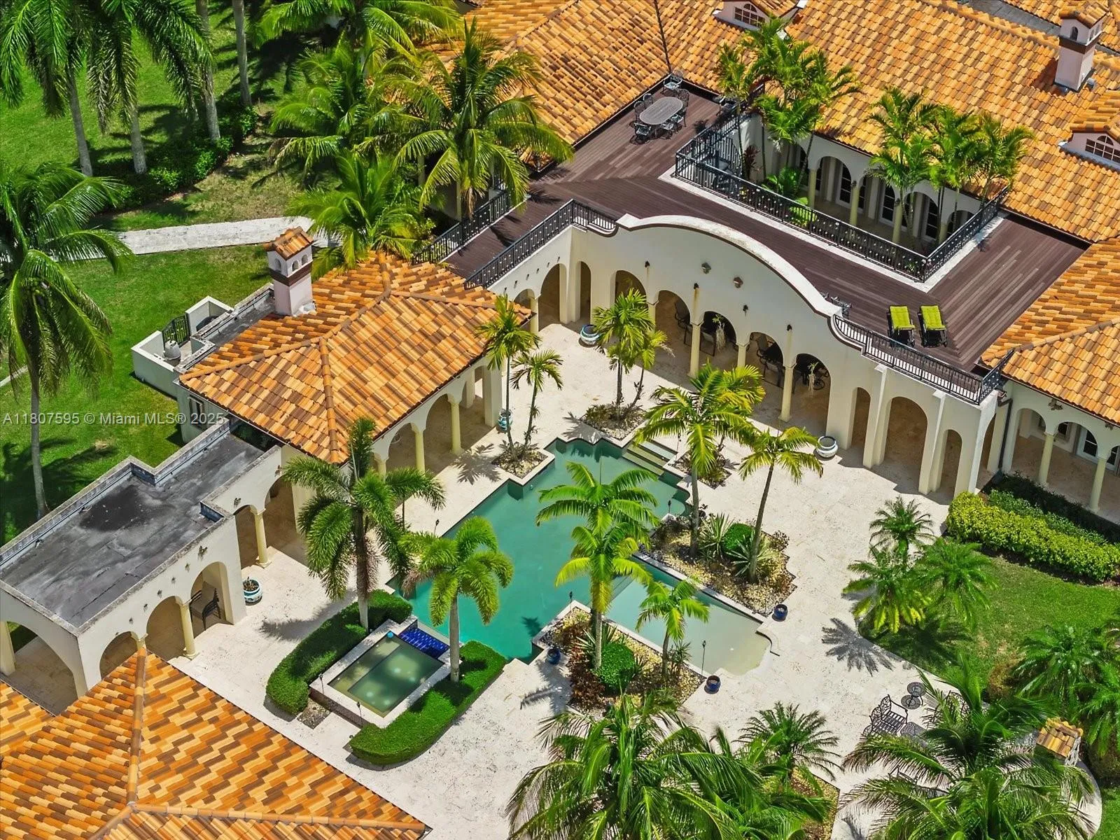 18451 Sw 158th St, Miami, Florida 33187, Miami, Florida 33187, 6 Bedrooms Bedrooms, ,8 BathroomsBathrooms,Residential,For Sale,18451 Sw 158th St, Miami, Florida 33187,A11807595