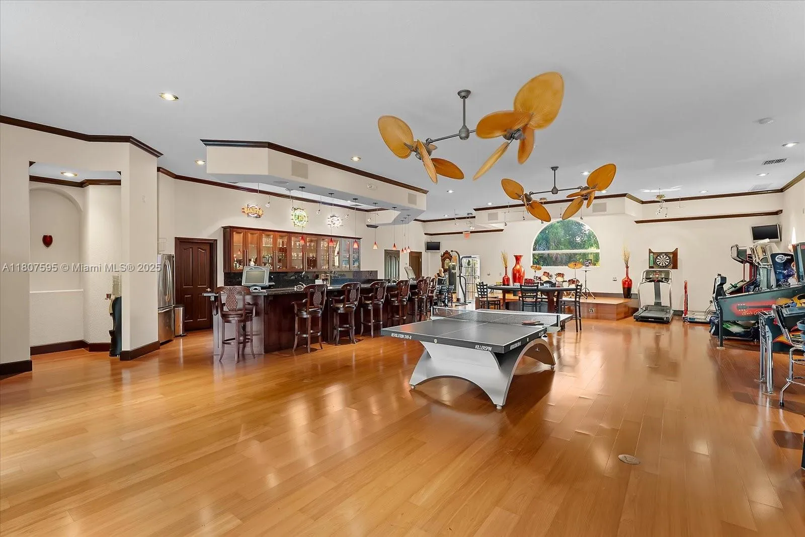 18451 Sw 158th St, Miami, Florida 33187, Miami, Florida 33187, 6 Bedrooms Bedrooms, ,8 BathroomsBathrooms,Residential,For Sale,18451 Sw 158th St, Miami, Florida 33187,A11807595