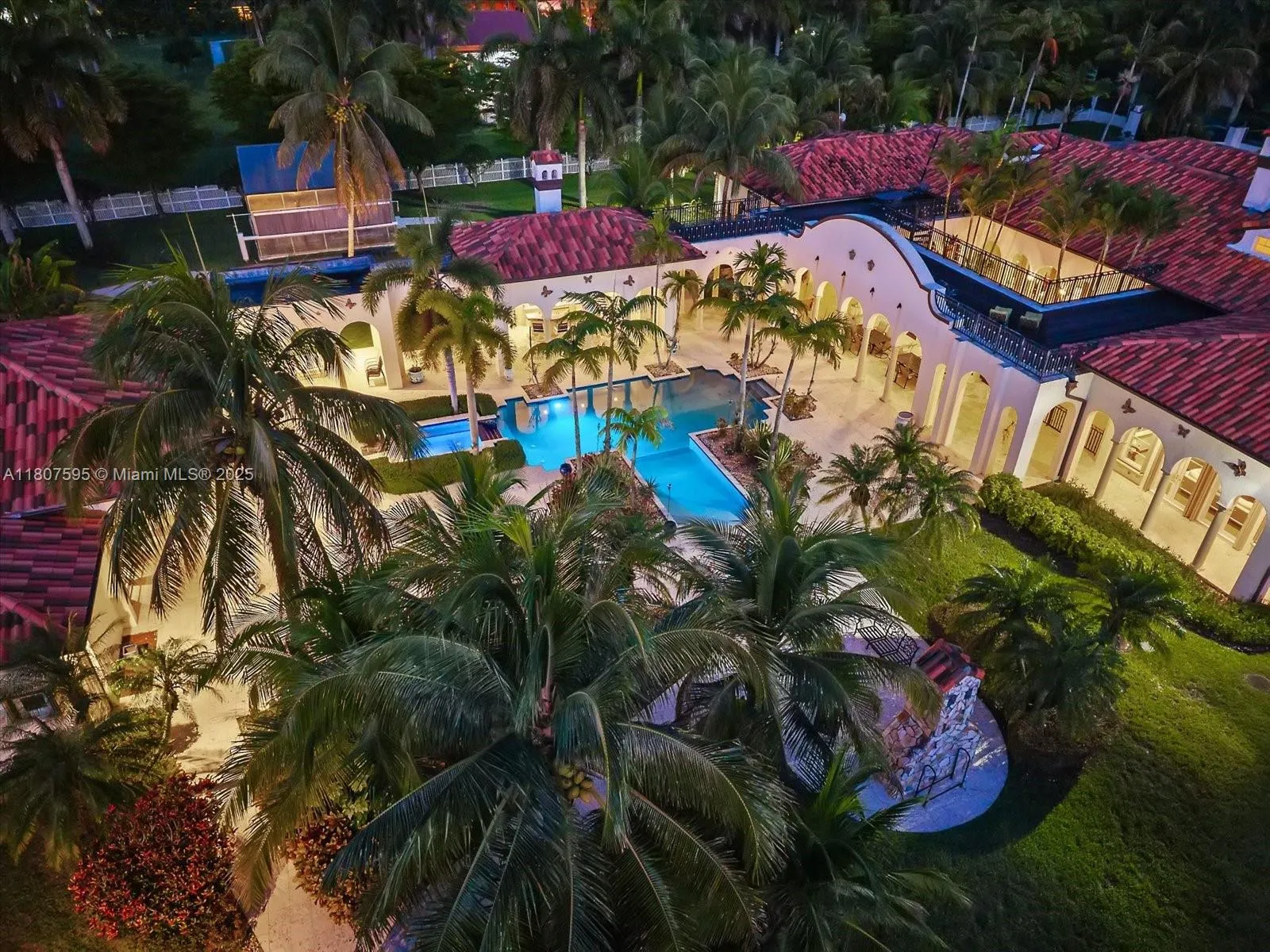 18451 Sw 158th St, Miami, Florida 33187, Miami, Florida 33187, 6 Bedrooms Bedrooms, ,8 BathroomsBathrooms,Residential,For Sale,18451 Sw 158th St, Miami, Florida 33187,A11807595