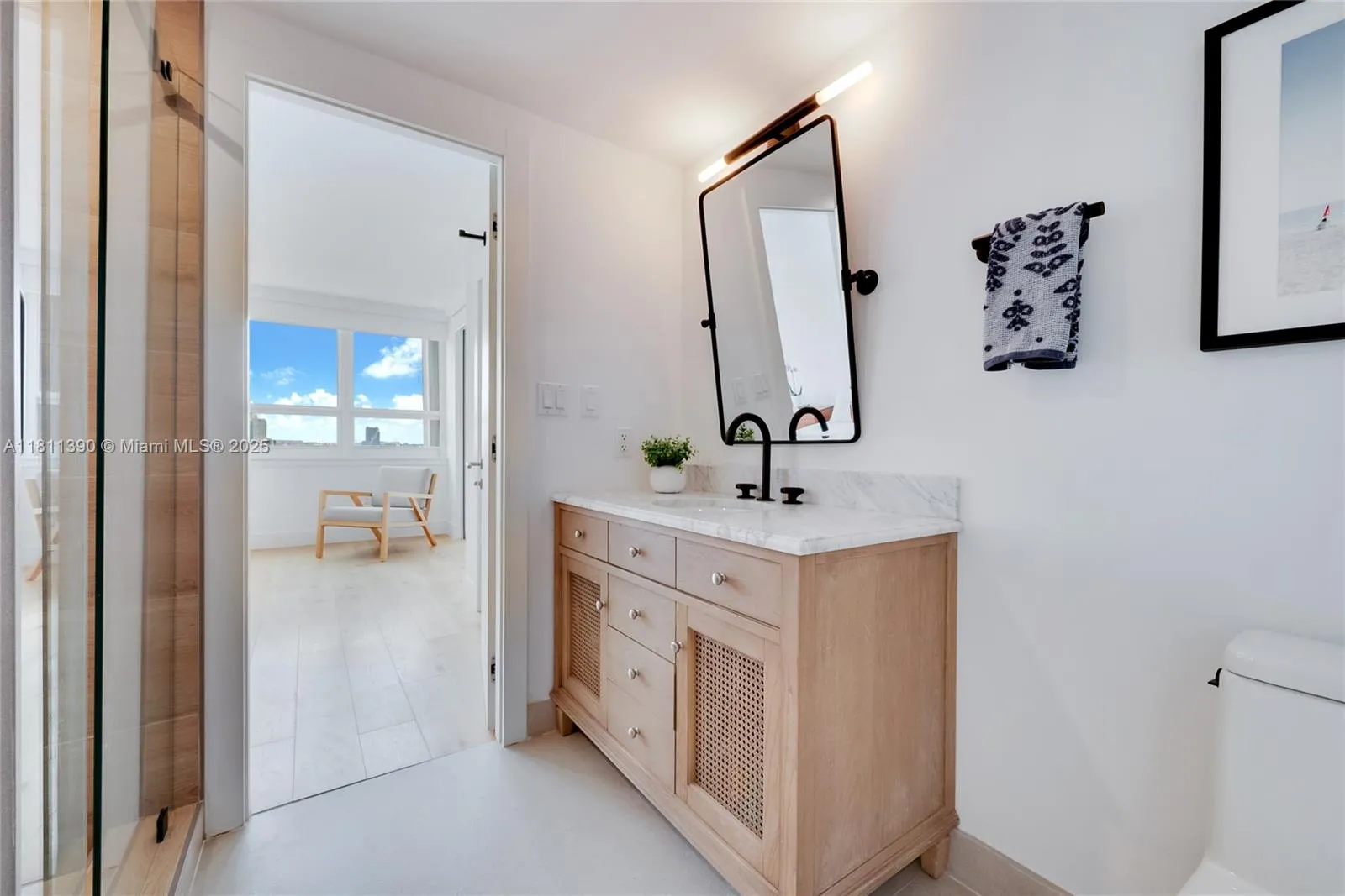 at 2 Grove Isle Dr, Miami, FL 33133 Unit For Sale 2 Bedrooms 2 Bathrooms MLS# A11811390 Price $1,515,000 1642