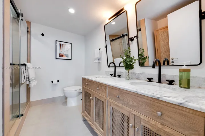 at 2 Grove Isle Dr, Miami, FL 33133 Unit For Sale 2 Bedrooms 2 Bathrooms MLS# A11811390 Price $1,515,000 1642