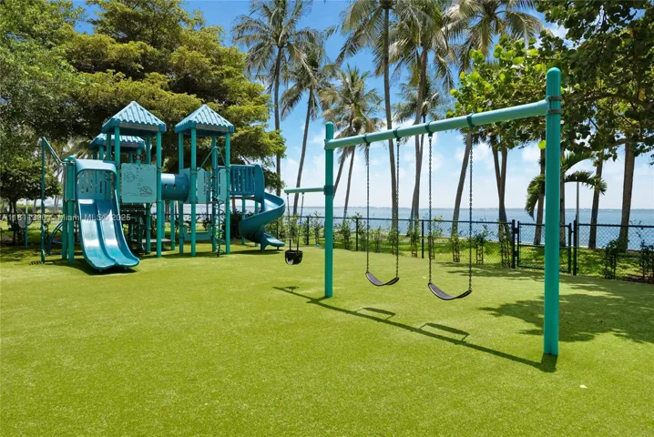 at 2 Grove Isle Dr, Miami, FL 33133 Unit For Sale 2 Bedrooms 2 Bathrooms MLS# A11811390 Price $1,515,000 1642