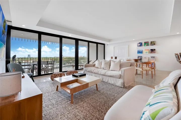 at 2 Grove Isle Dr, Miami, FL 33133 Unit For Sale 2 Bedrooms 2 Bathrooms MLS# A11811390 Price $1,515,000 1642
