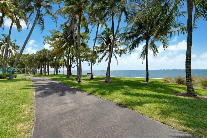 at 2 Grove Isle Dr, Miami, FL 33133 Unit For Sale 2 Bedrooms 2 Bathrooms MLS# A11811390 Price $1,515,000 1642