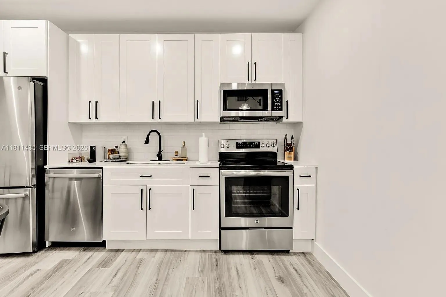 1237 Nw 33rd Ave, Miami, Florida 33125, Miami, Florida 33125, ,Residential Income,For Sale,1237 Nw 33rd Ave, Miami, Florida 33125,A11811435