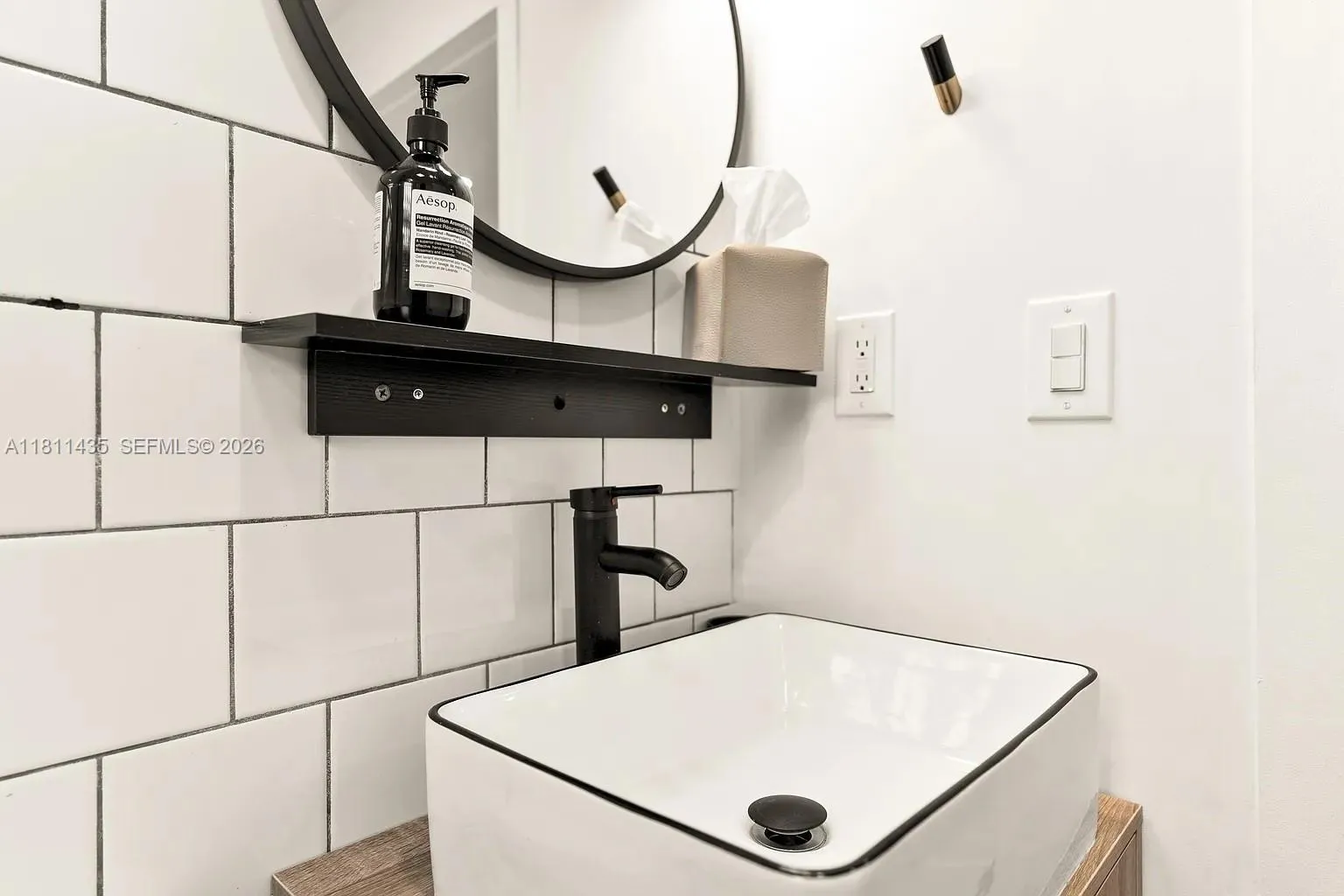 1237 Nw 33rd Ave, Miami, Florida 33125, Miami, Florida 33125, ,Residential Income,For Sale,1237 Nw 33rd Ave, Miami, Florida 33125,A11811435