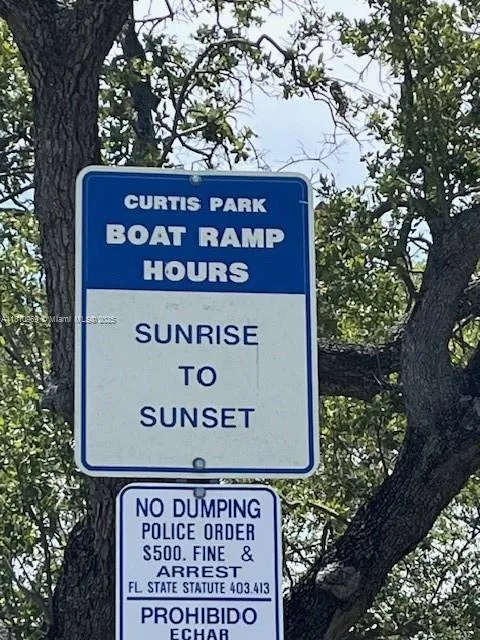 1976 Nw 25th Ave, Miami, Florida 33125, Miami, Florida 33125, ,Residential Income,For Sale,1976 Nw 25th Ave, Miami, Florida 33125,A11810969