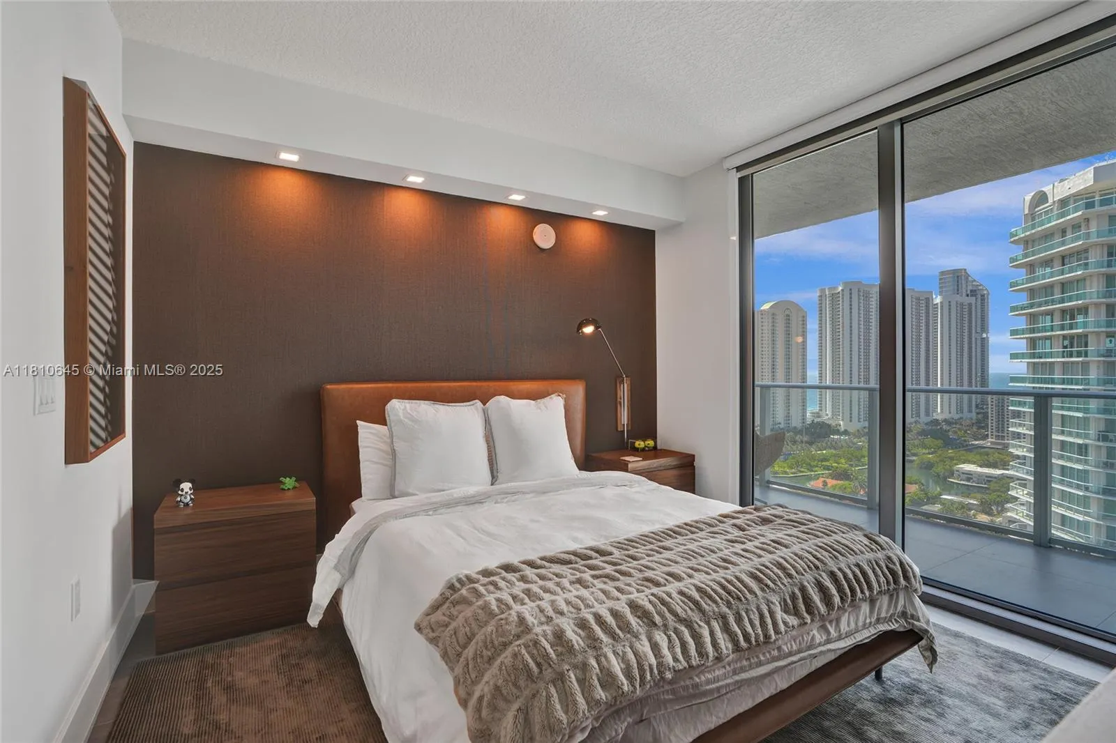 300 Sunny Isles Blvd 4-2302, Sunny Isles Beach, Fl, Sunny Isles Beach, Florida 33160, 3 Bedrooms Bedrooms, ,3 BathroomsBathrooms,Residential,For Sale,300 Sunny Isles Blvd 4-2302, Sunny Isles Beach, Fl,A11810645