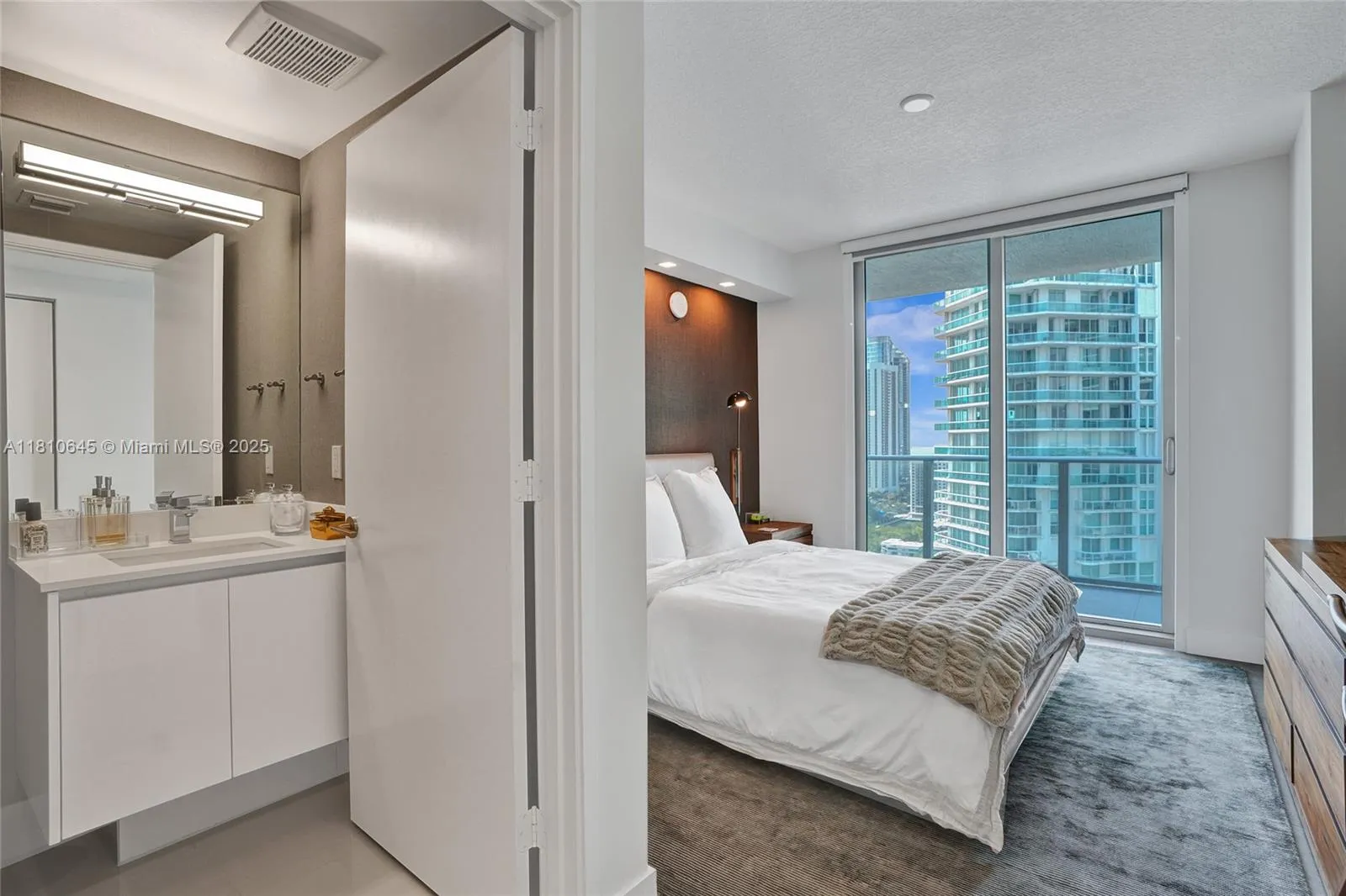 300 Sunny Isles Blvd 4-2302, Sunny Isles Beach, Fl, Sunny Isles Beach, Florida 33160, 3 Bedrooms Bedrooms, ,3 BathroomsBathrooms,Residential,For Sale,300 Sunny Isles Blvd 4-2302, Sunny Isles Beach, Fl,A11810645