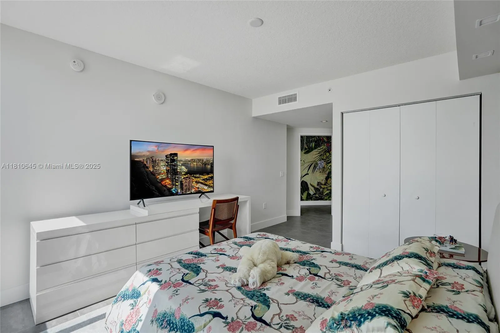 300 Sunny Isles Blvd 4-2302, Sunny Isles Beach, Fl, Sunny Isles Beach, Florida 33160, 3 Bedrooms Bedrooms, ,3 BathroomsBathrooms,Residential,For Sale,300 Sunny Isles Blvd 4-2302, Sunny Isles Beach, Fl,A11810645