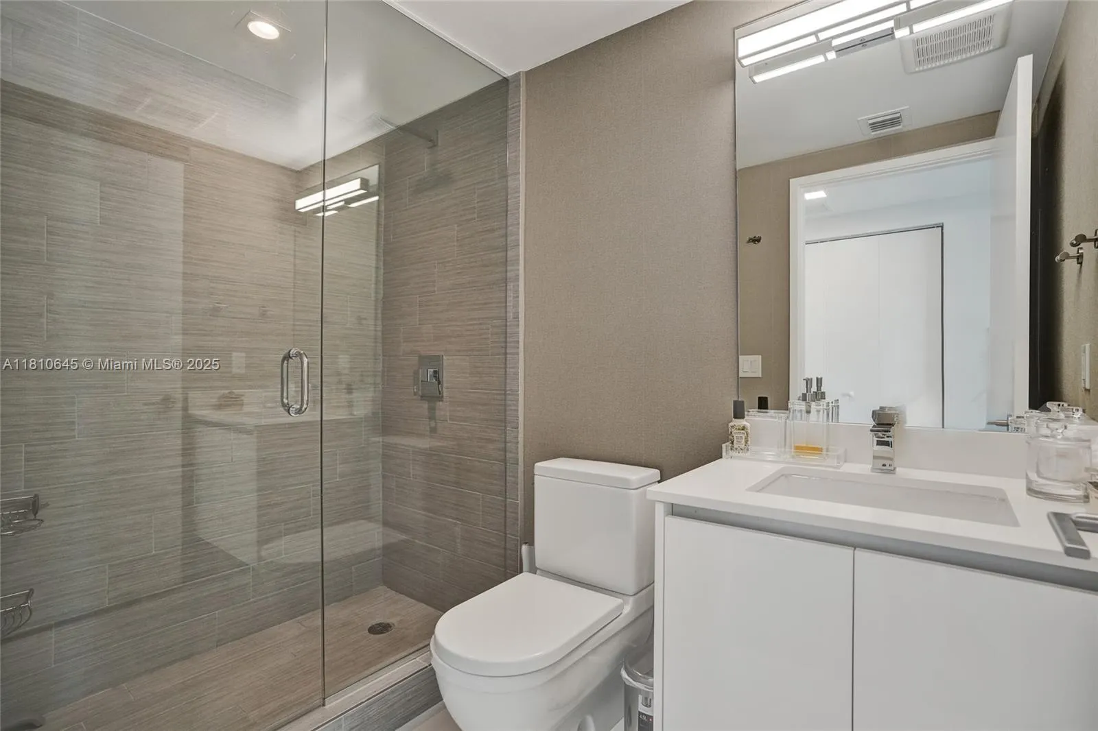 300 Sunny Isles Blvd 4-2302, Sunny Isles Beach, Fl, Sunny Isles Beach, Florida 33160, 3 Bedrooms Bedrooms, ,3 BathroomsBathrooms,Residential,For Sale,300 Sunny Isles Blvd 4-2302, Sunny Isles Beach, Fl,A11810645