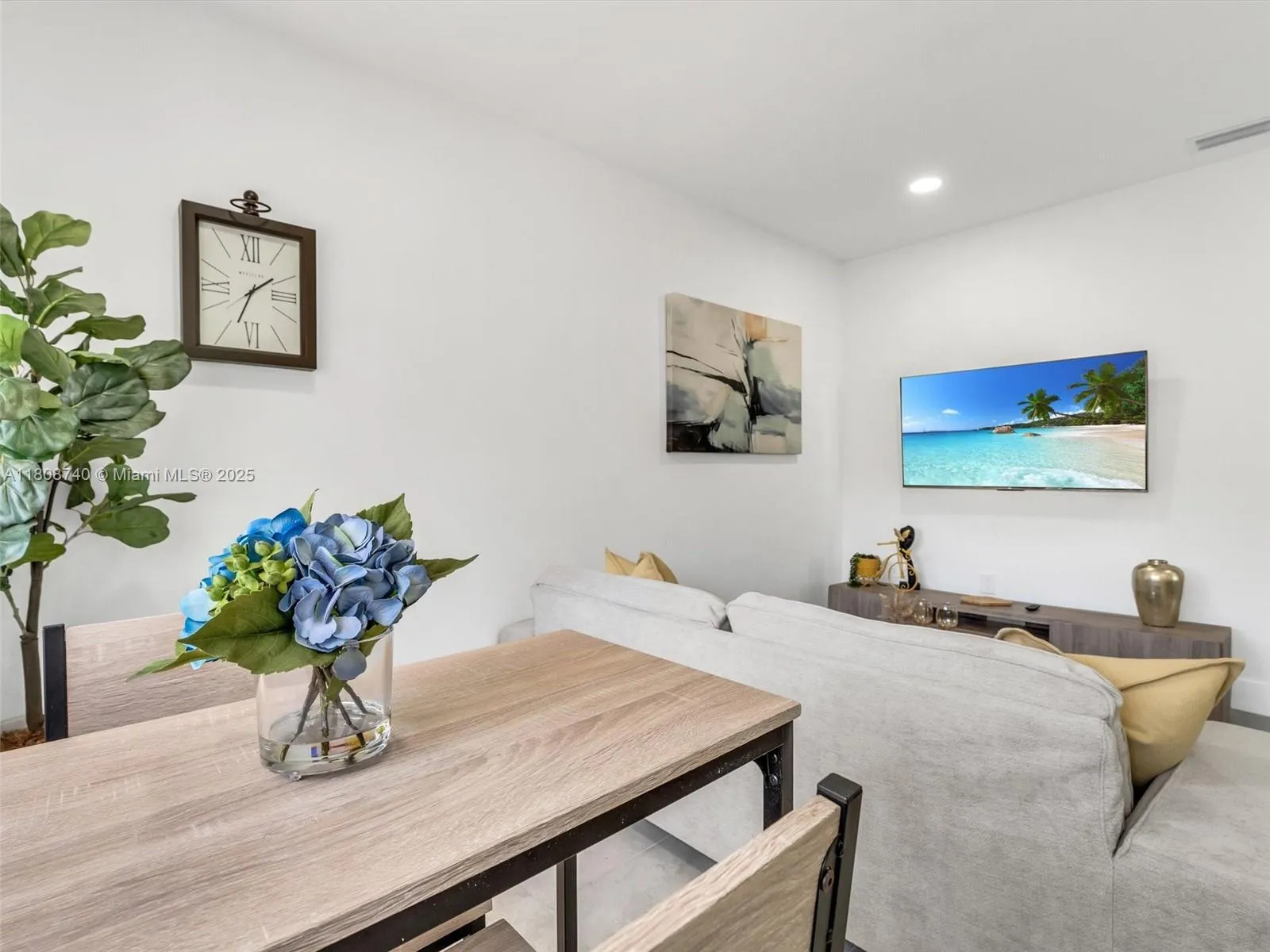 Miami, Florida 33127, 3 Bedrooms Bedrooms, ,2 BathroomsBathrooms,Residential Lease,For Rent,A11808740