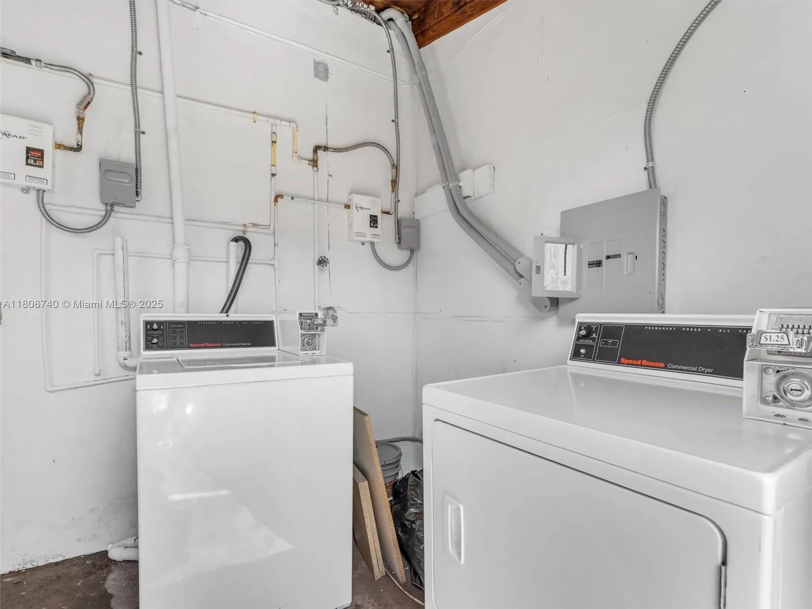 Miami, Florida 33127, 3 Bedrooms Bedrooms, ,2 BathroomsBathrooms,Residential Lease,For Rent,A11808740