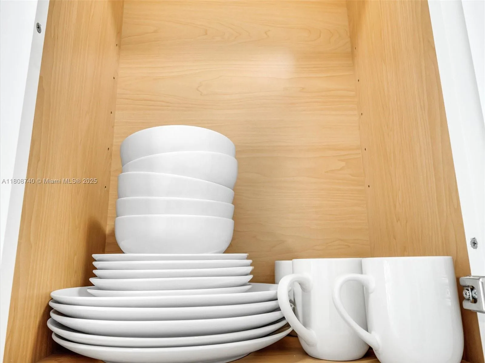 Miami, Florida 33127, 3 Bedrooms Bedrooms, ,2 BathroomsBathrooms,Residential Lease,For Rent,A11808740