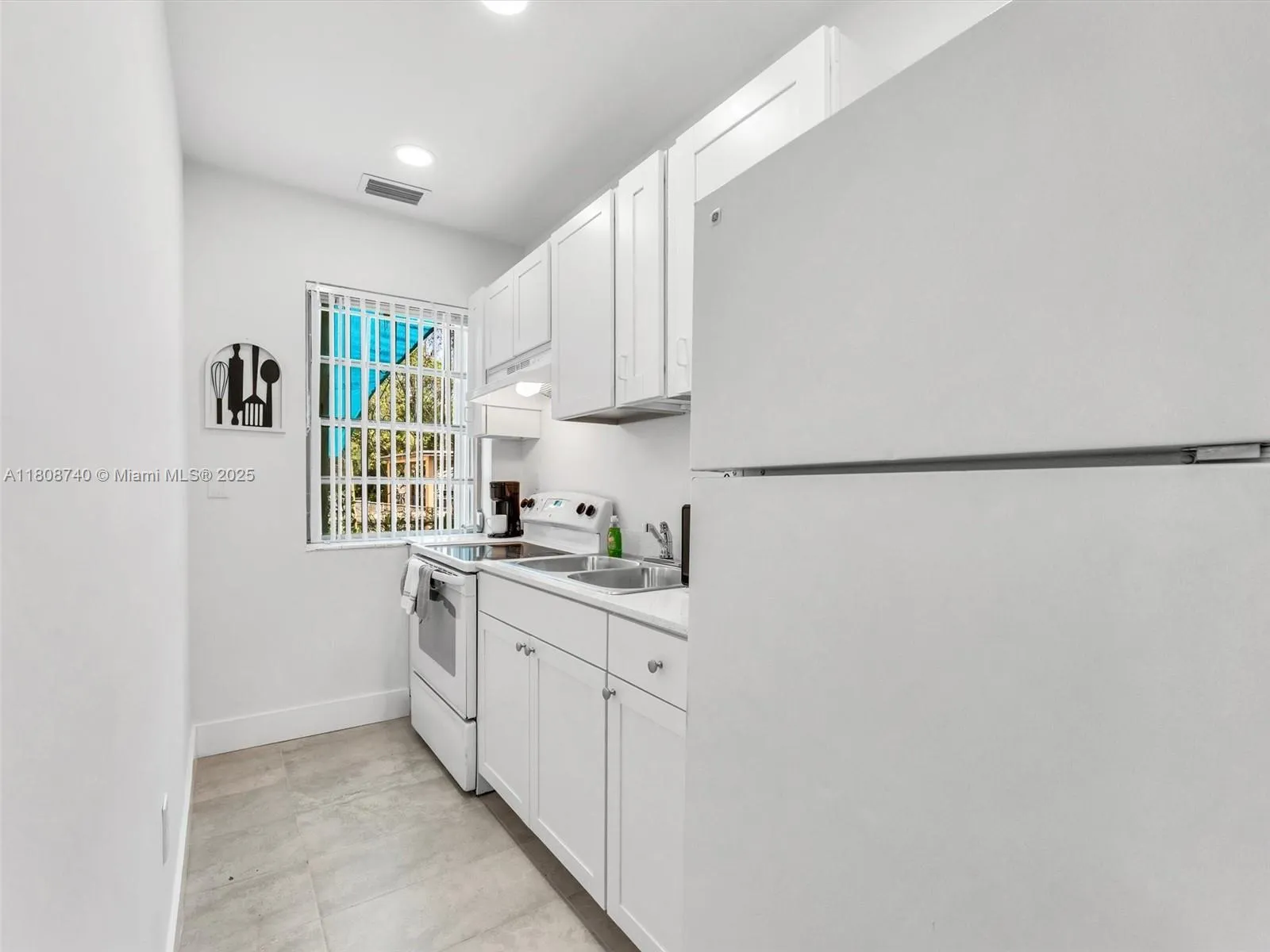 Miami, Florida 33127, 3 Bedrooms Bedrooms, ,2 BathroomsBathrooms,Residential Lease,For Rent,A11808740