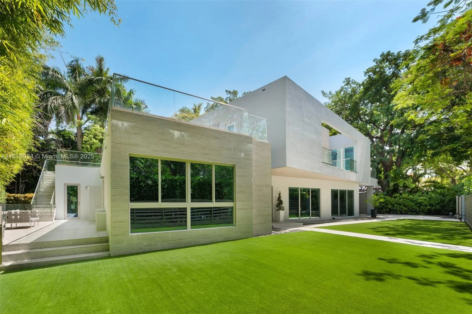 at 3709 Poinciana Ave, Miami, FL 33133 Unit For Sale 5 Bedrooms 6 Bathrooms MLS# A11810034 Price $4,697,000 4432