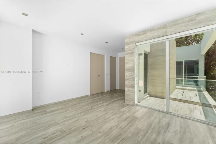 at 3709 Poinciana Ave, Miami, FL 33133 Unit For Sale 5 Bedrooms 6 Bathrooms MLS# A11810034 Price $4,697,000 4432