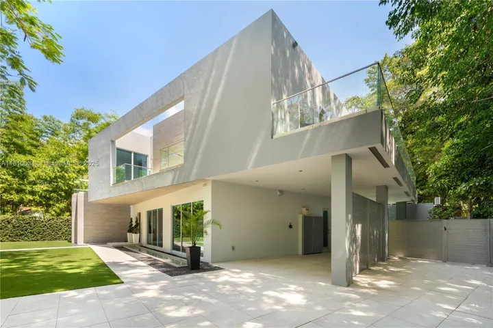 at 3709 Poinciana Ave, Miami, FL 33133 Unit For Sale 5 Bedrooms 6 Bathrooms MLS# A11810034 Price $4,697,000 4432