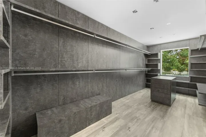 at 3709 Poinciana Ave, Miami, FL 33133 Unit For Sale 5 Bedrooms 6 Bathrooms MLS# A11810034 Price $4,697,000 4432