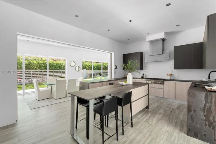 at 3709 Poinciana Ave, Miami, FL 33133 Unit For Sale 5 Bedrooms 6 Bathrooms MLS# A11810034 Price $4,697,000 4432
