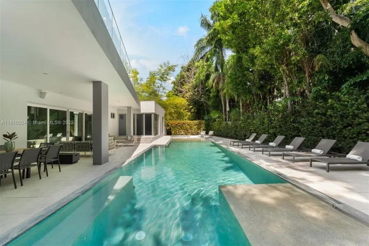 at 3709 Poinciana Ave, Miami, FL 33133 Unit For Sale 5 Bedrooms 6 Bathrooms MLS# A11810034 Price $4,697,000 4432