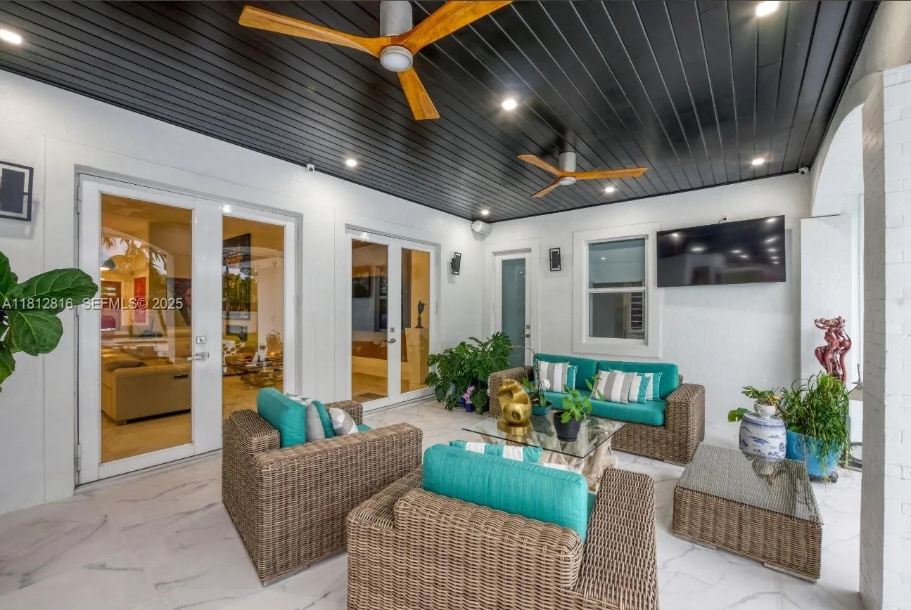 11390 Sw 30th St, Miami, Florida 33165, Miami, Florida 33165, 4 Bedrooms Bedrooms, ,3 BathroomsBathrooms,Residential,For Sale,11390 Sw 30th St, Miami, Florida 33165,A11812816