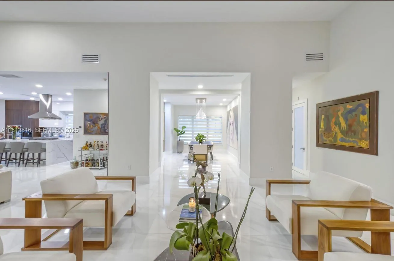 11390 Sw 30th St, Miami, Florida 33165, Miami, Florida 33165, 4 Bedrooms Bedrooms, ,3 BathroomsBathrooms,Residential,For Sale,11390 Sw 30th St, Miami, Florida 33165,A11812816