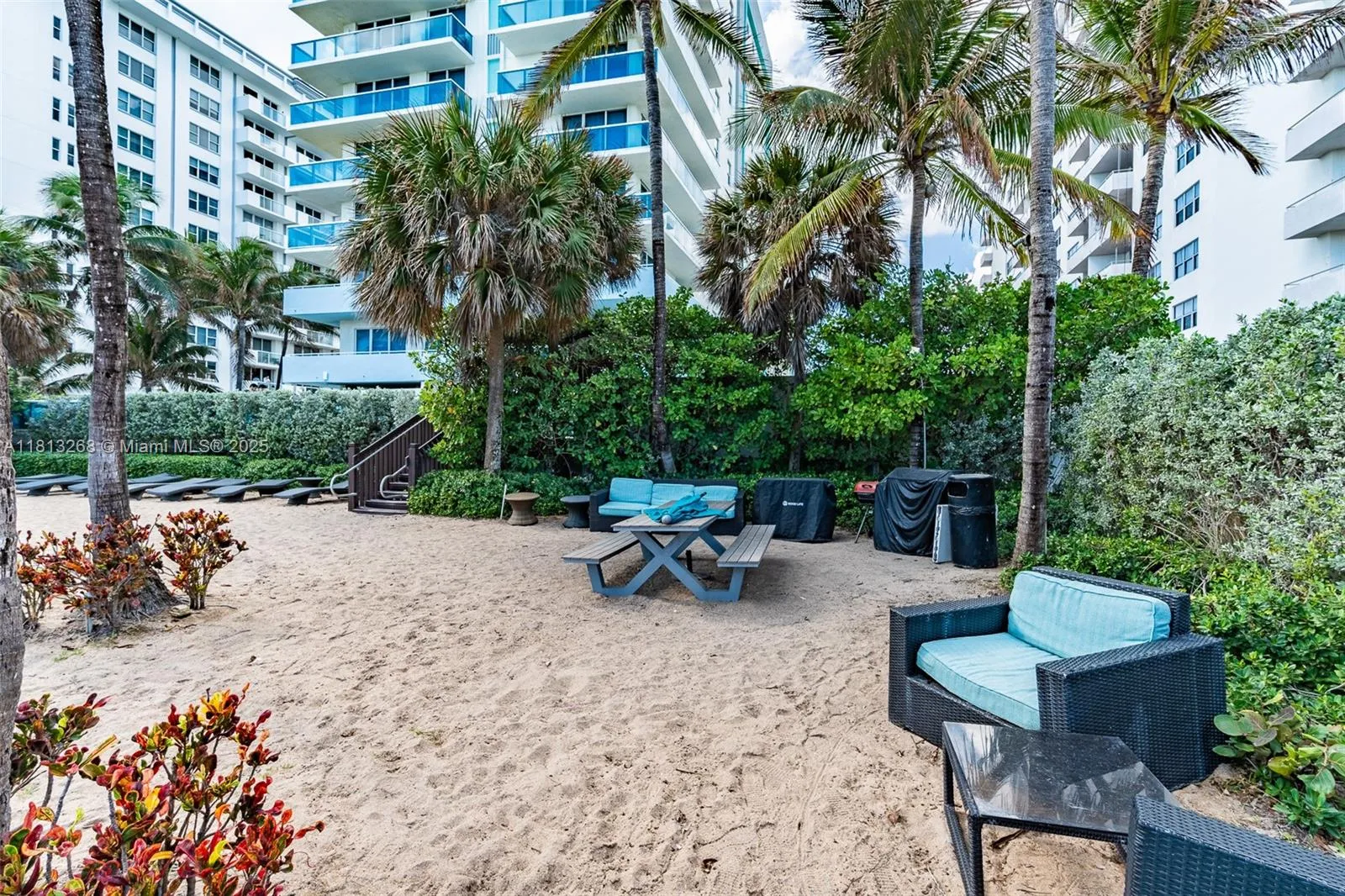 at 9201 Collins Ave, Surfside, FL 33154 Unit For Sale 2 Bedrooms 2 Bathrooms MLS# A11813268 Price $835,000 930