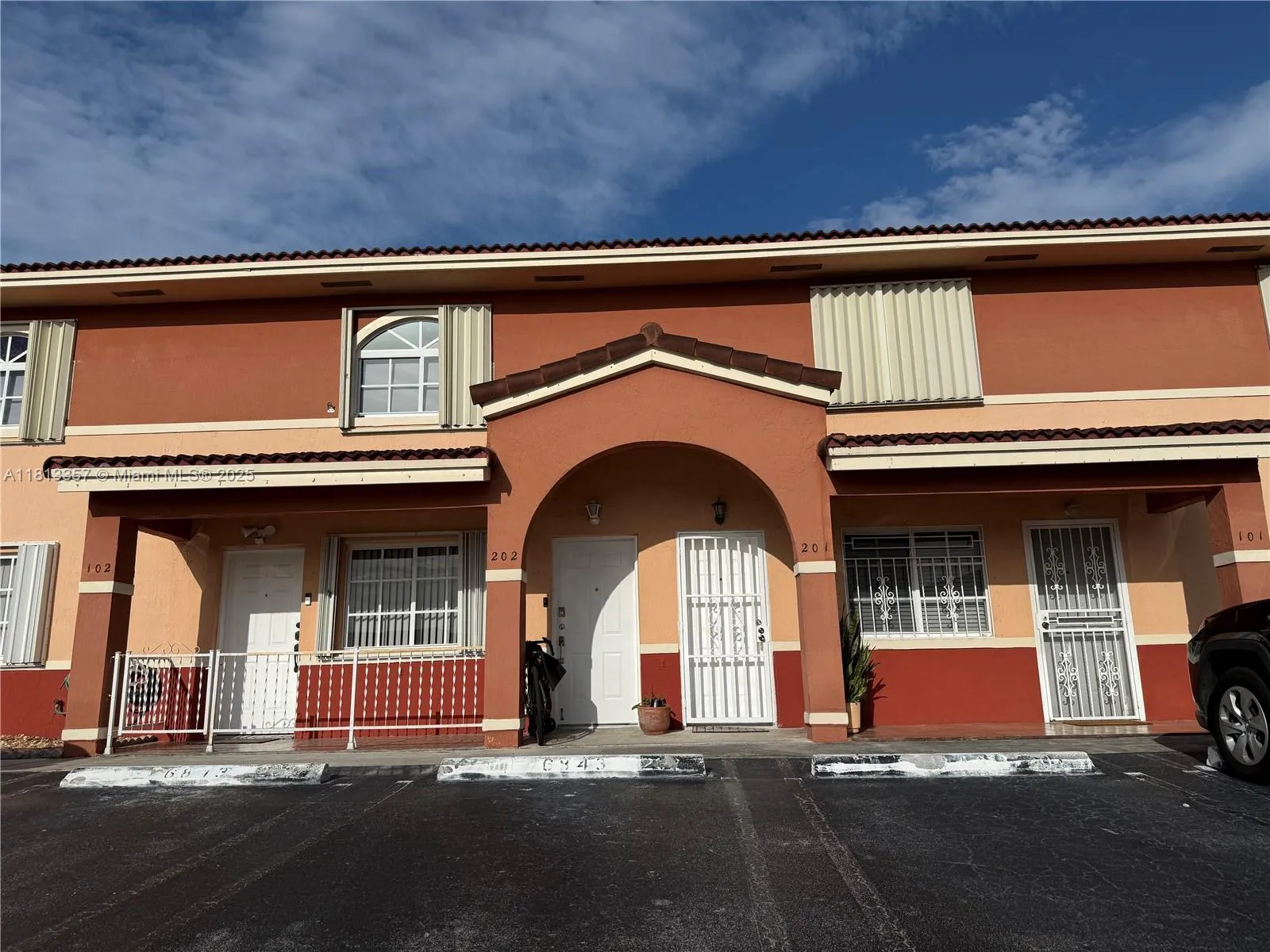 6823 W 36th Ave 201, Hialeah, Florida 33018, Hialeah, Florida 33018, 2 Bedrooms Bedrooms, ,2 BathroomsBathrooms,Residential,For Sale,6823 W 36th Ave 201, Hialeah, Florida 33018,A11813357