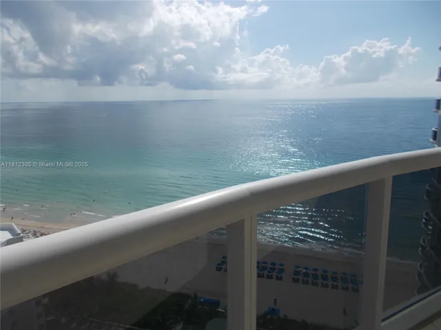at 17201 Collins Ave, Sunny Isles Beach, FL 33160 Unit For Rent 2 Bedrooms 2 Bathrooms MLS# A11812305 Price $5,850 1583