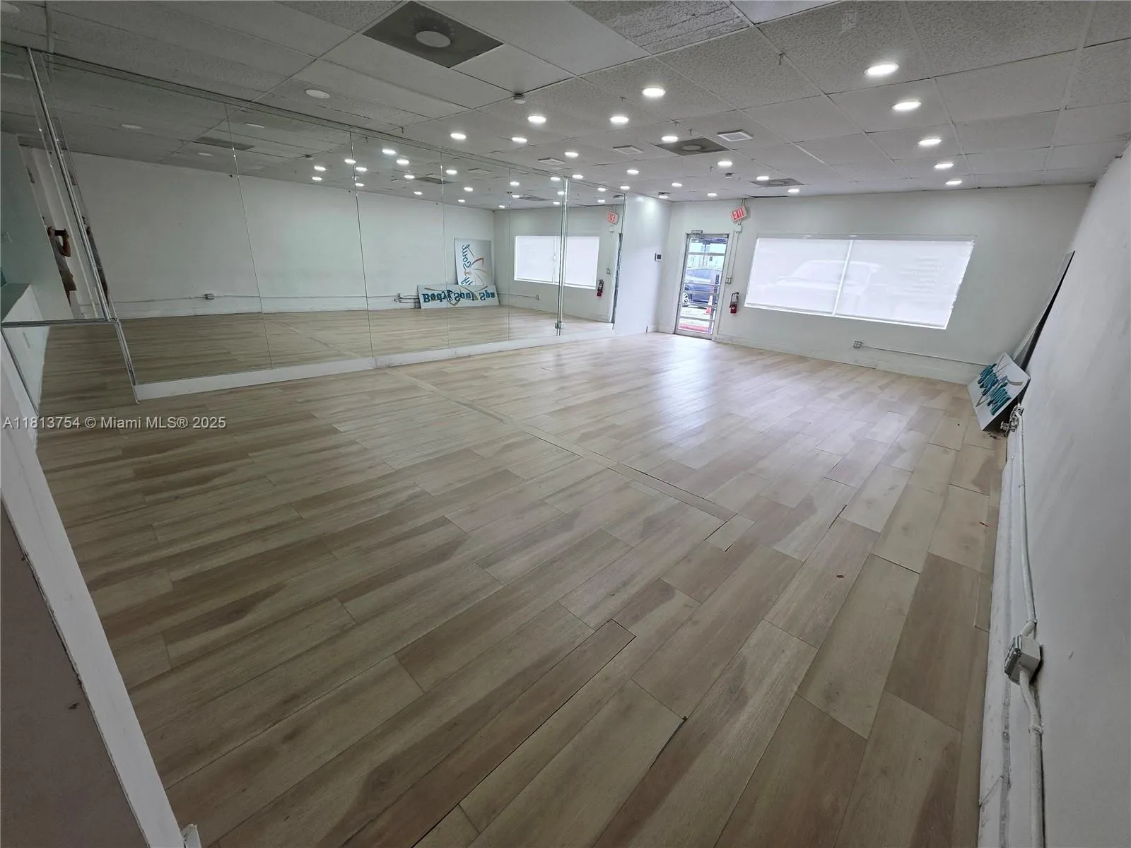5655 Johnson St B, Hollywood, Florida 33021, Hollywood, Florida 33021, ,Commercial Lease,For Rent,5655 Johnson St B, Hollywood, Florida 33021,A11813754
