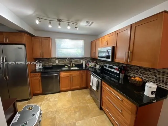 2221 Sw 26th Lane, Miami, Florida 33133, Miami, Florida 33133, ,Residential Income,For Sale,2221 Sw 26th Lane, Miami, Florida 33133,A11814159