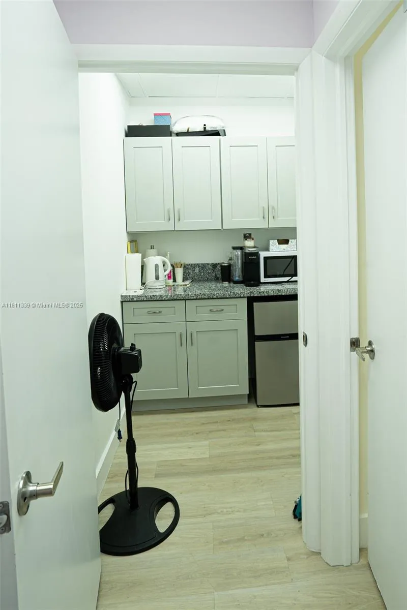 Hallandale Beach, Florida 33009, ,Business Opportunity,For Sale,A11811339