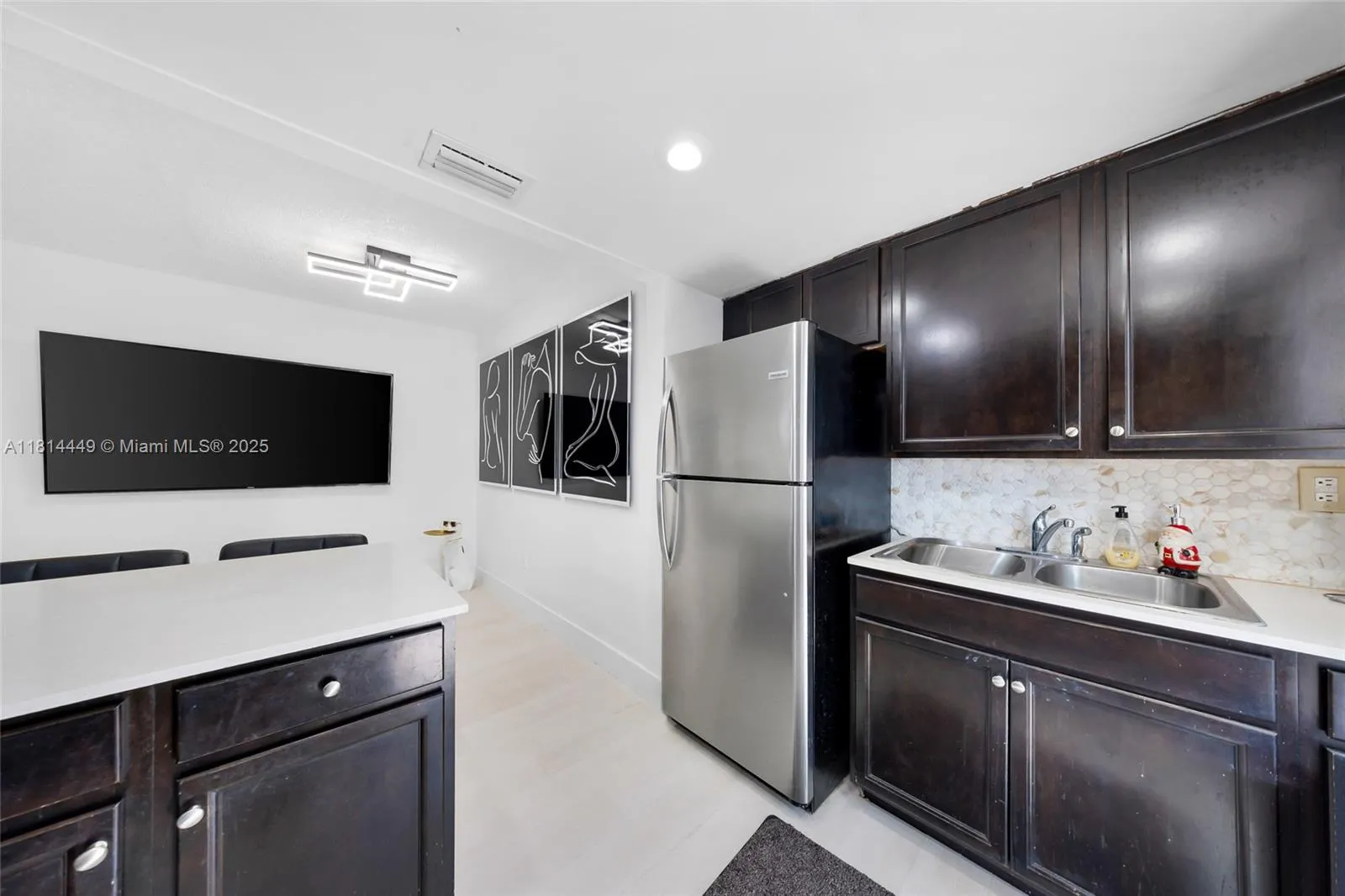 625 Sw 16th Ave, Miami, Florida 33135, Miami, Florida 33135, ,Residential Income,For Sale,625 Sw 16th Ave, Miami, Florida 33135,A11814449