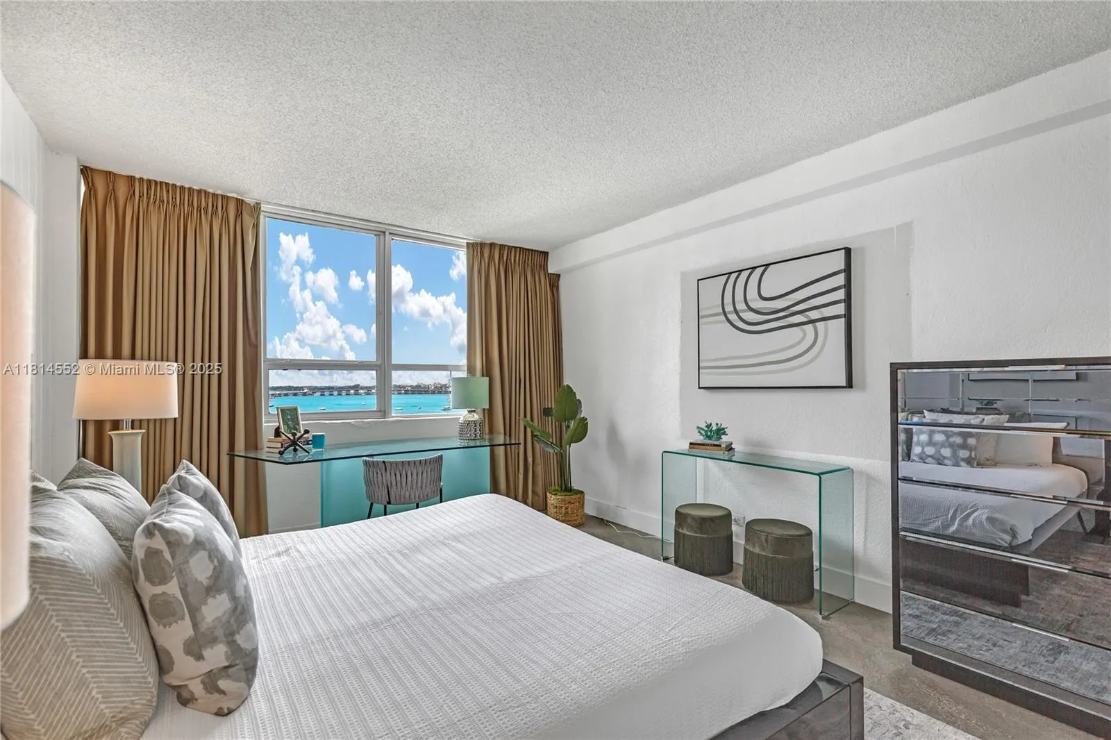 1500 Bay Road 830s, Miami Beach, Florida 33139, Miami Beach, Florida 33139, 1 Bedroom Bedrooms, ,1 BathroomBathrooms,Residential Lease,For Rent,1500 Bay Road 830s, Miami Beach, Florida 33139,A11814552