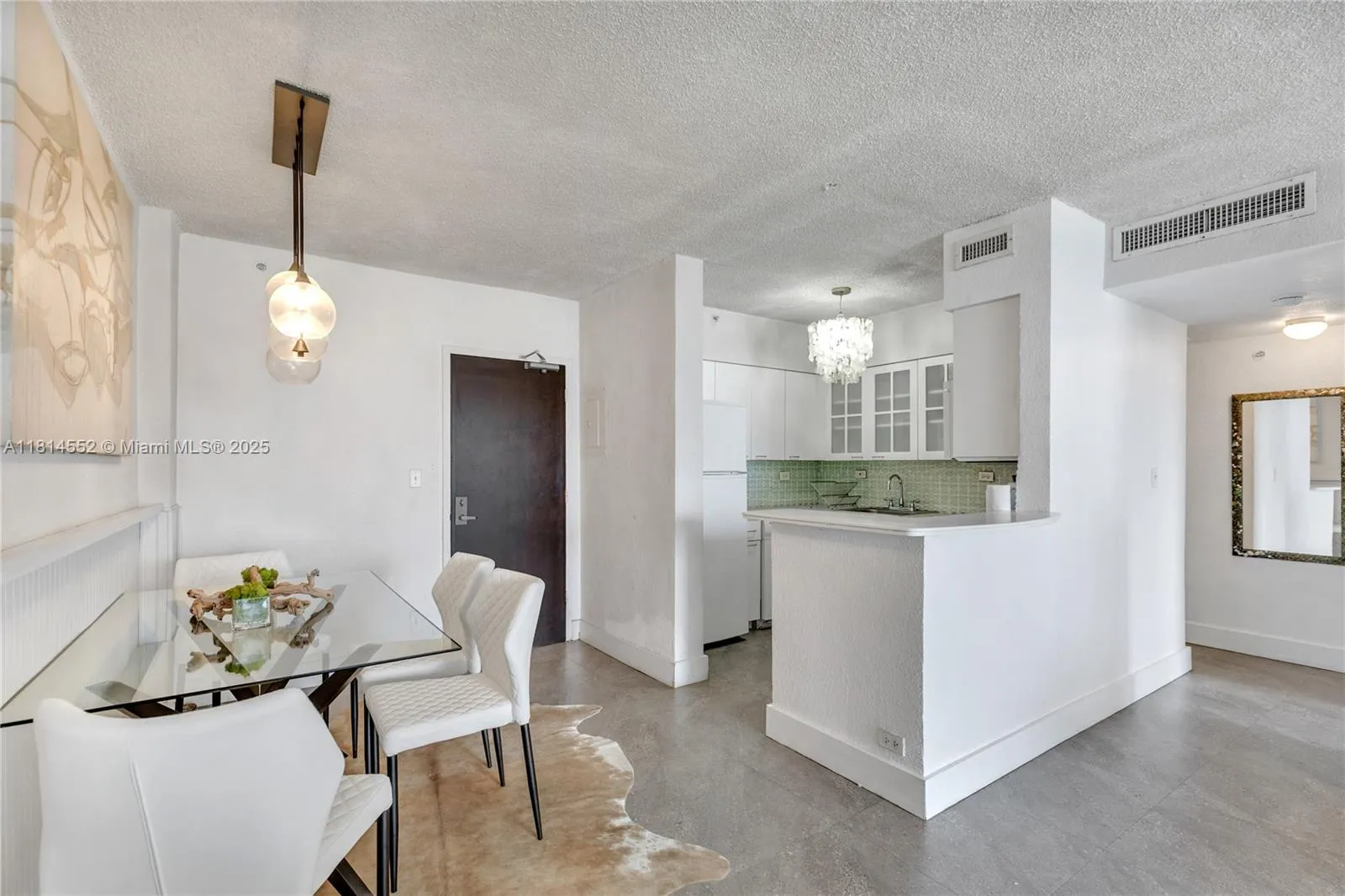 1500 Bay Road 830s, Miami Beach, Florida 33139, Miami Beach, Florida 33139, 1 Bedroom Bedrooms, ,1 BathroomBathrooms,Residential Lease,For Rent,1500 Bay Road 830s, Miami Beach, Florida 33139,A11814552