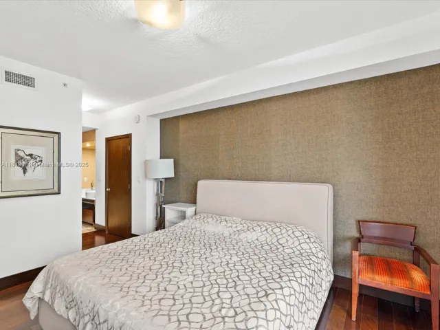 at 16275 Collins Ave, Sunny Isles Beach, FL 33160 Unit For Sale 1 Bedroom 2 Bathrooms MLS# A11813881 Price $800,000 883