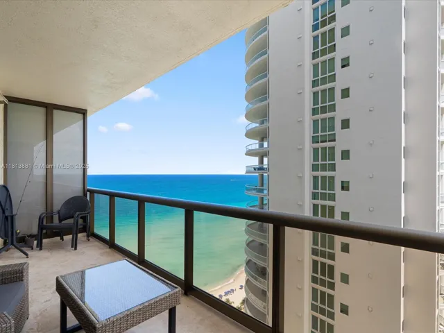 at 16275 Collins Ave, Sunny Isles Beach, FL 33160 Unit For Sale 1 Bedroom 2 Bathrooms MLS# A11813881 Price $800,000 883