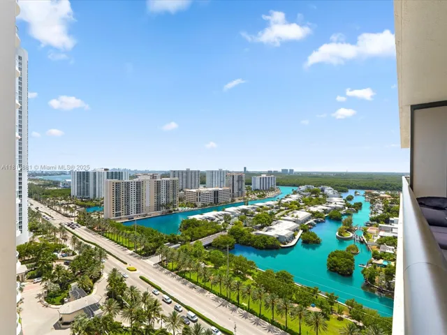 at 16275 Collins Ave, Sunny Isles Beach, FL 33160 Unit For Sale 1 Bedroom 2 Bathrooms MLS# A11813881 Price $800,000 883